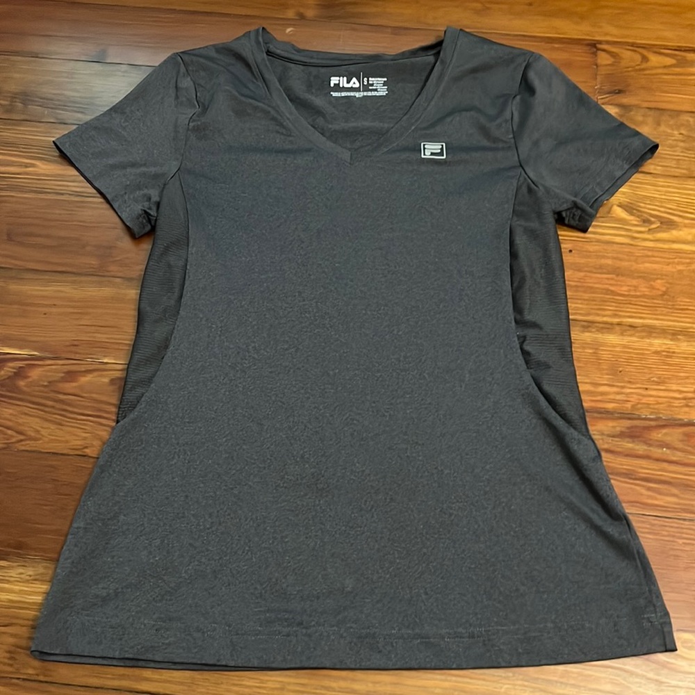 Fila grey athletic top (S)